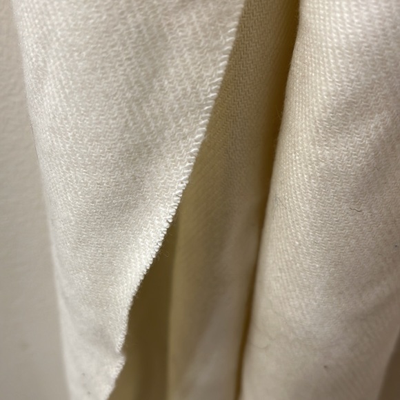 Love and Lore oversized scarf - Picture 3 of 4